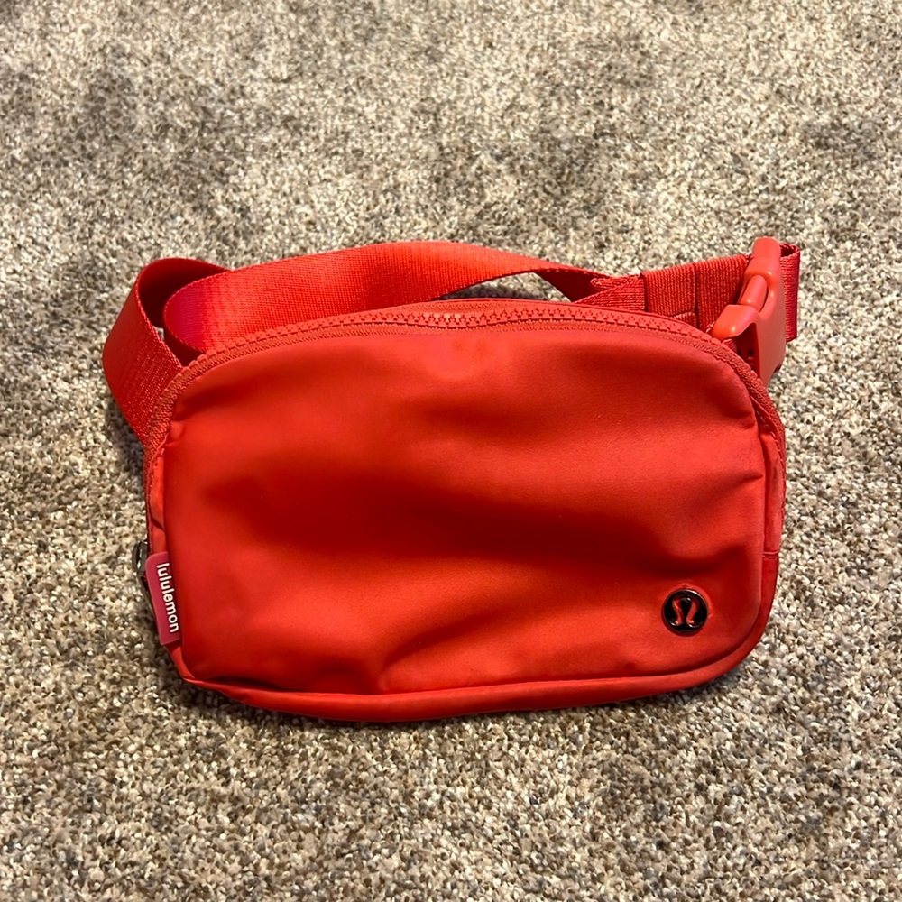 Lululemon Belt Bag
